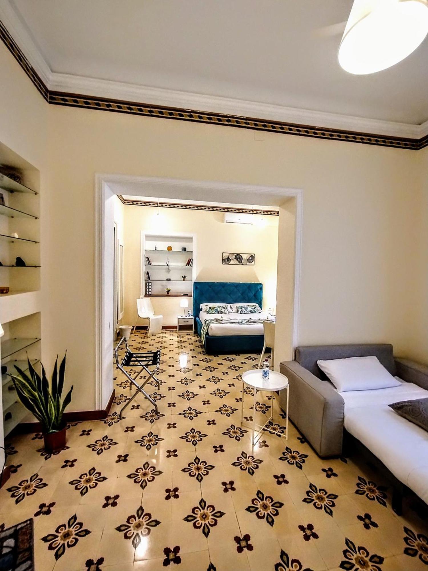 Suleima B&B Messina Centro エクステリア 写真