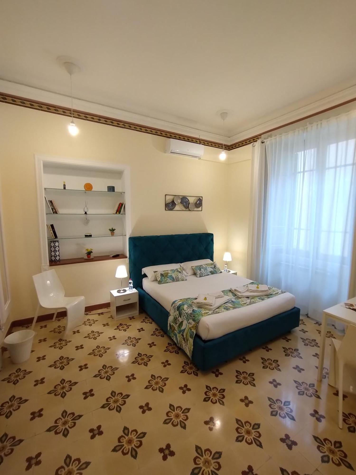 Suleima B&B Messina Centro エクステリア 写真