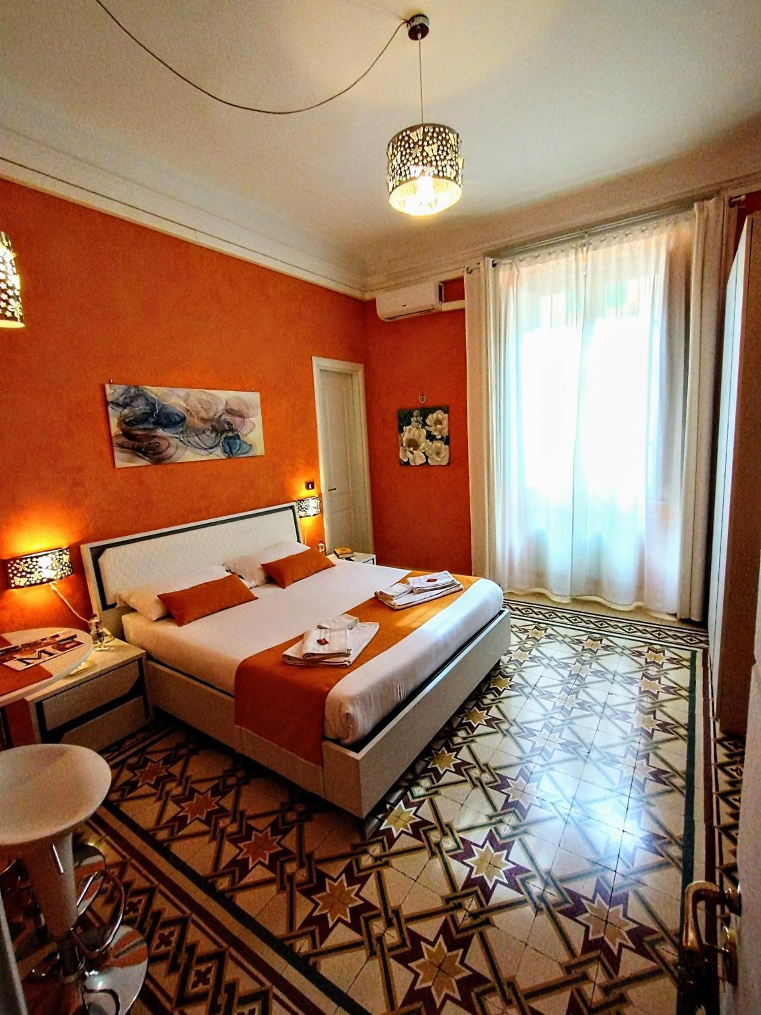 Suleima B&B Messina Centro エクステリア 写真