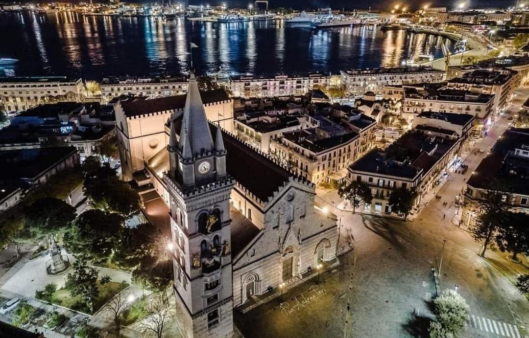 Suleima B&B Messina Centro エクステリア 写真
